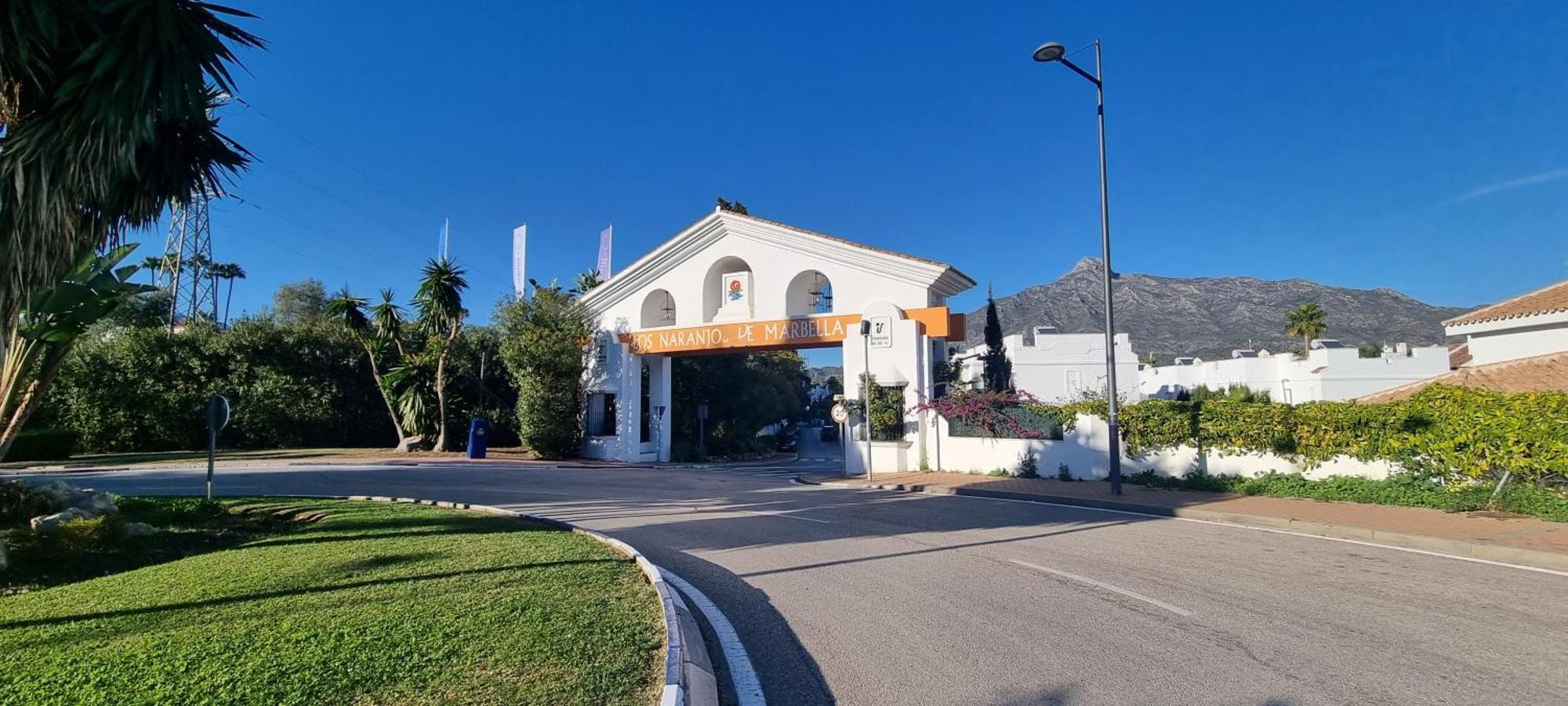 マルベーリャ 4 Bed House With Pool Walk To Puerto Banus Fast Internetヴィラ エクステリア 写真