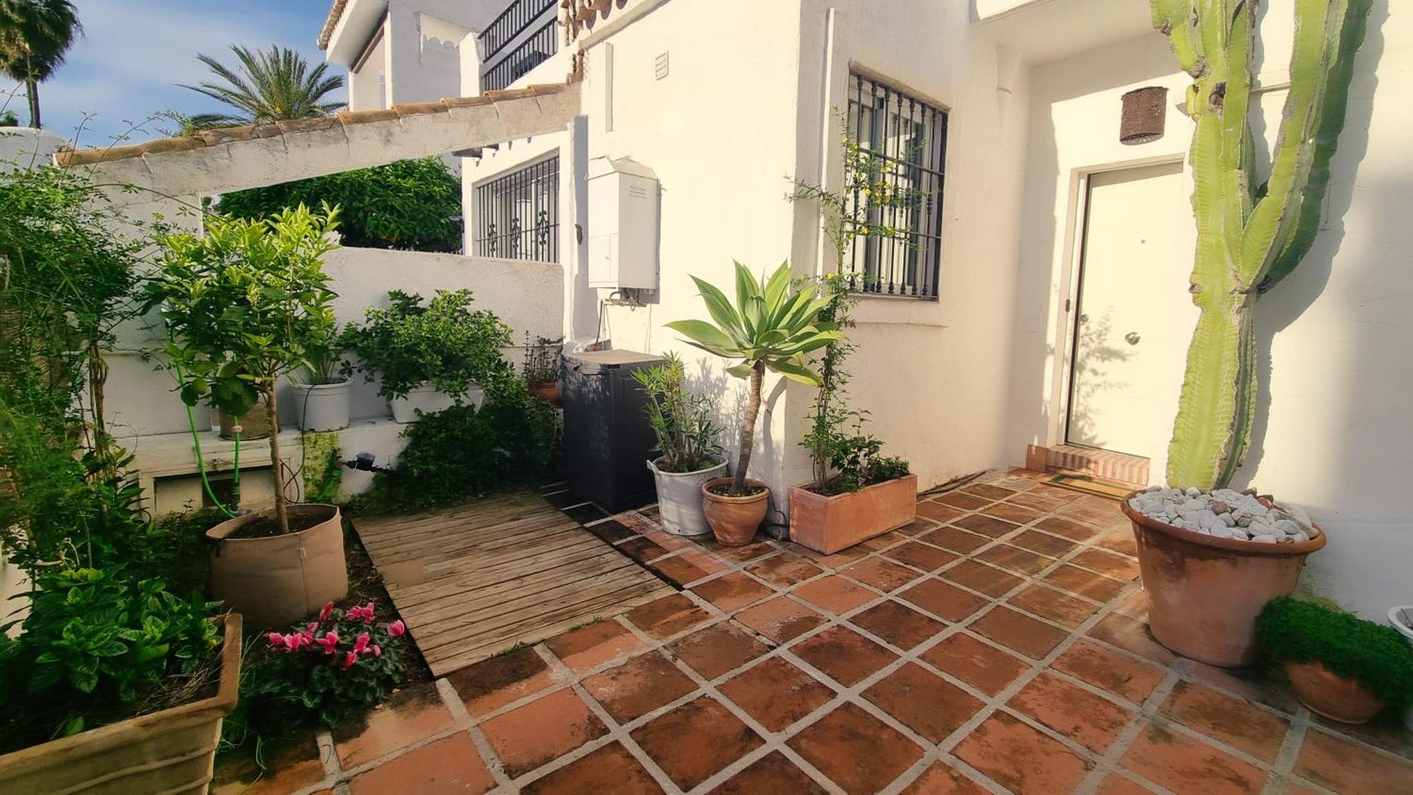 マルベーリャ 4 Bed House With Pool Walk To Puerto Banus Fast Internetヴィラ エクステリア 写真